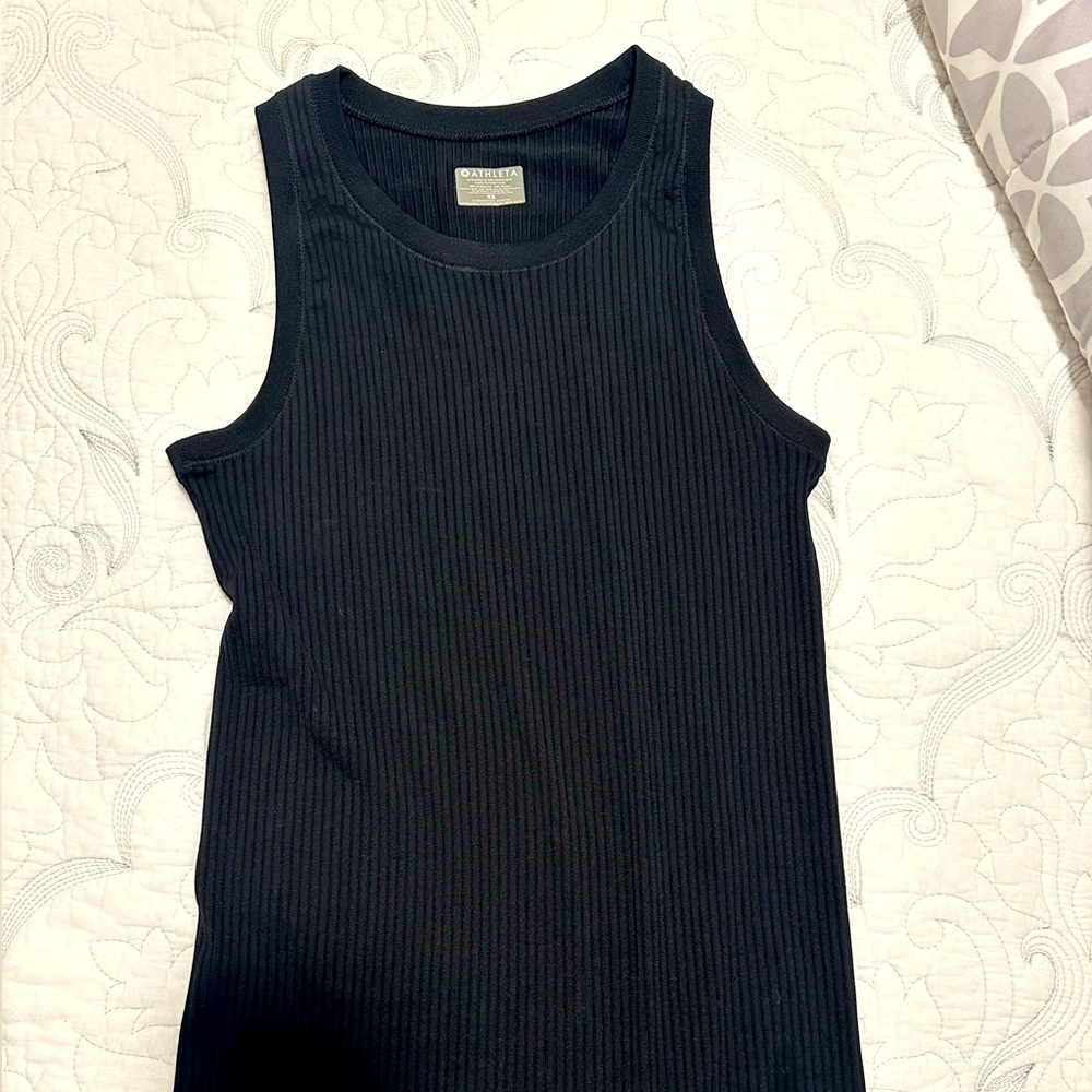 Athleta renew Black Ribbed Tank Top